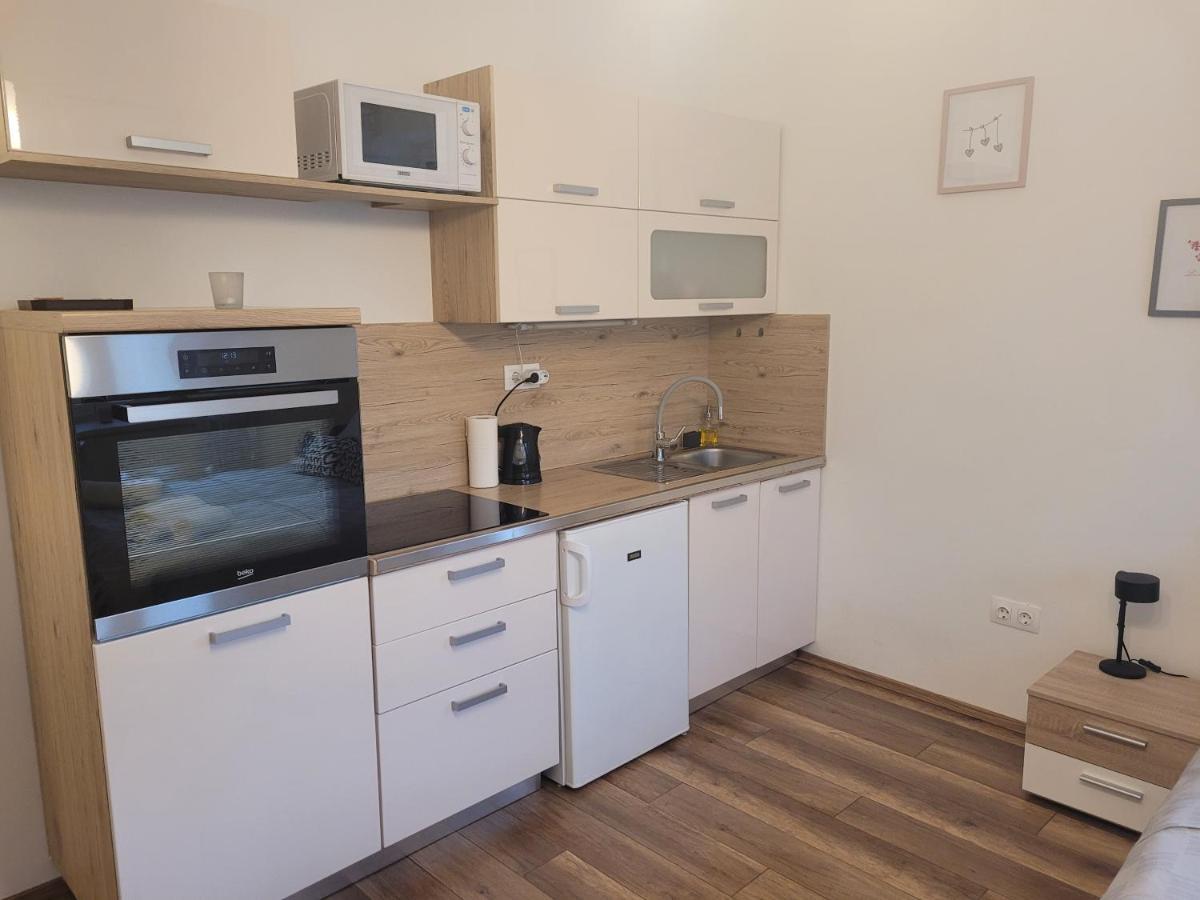 Rose Apartment Πετς Εξωτερικό φωτογραφία